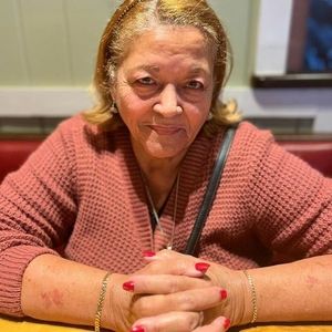 Meet your Posher, Luz